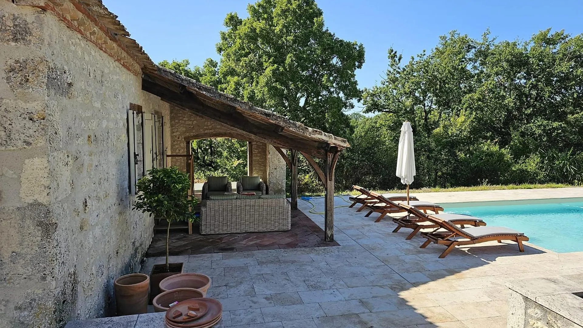 Auberge De Matau Touffailles