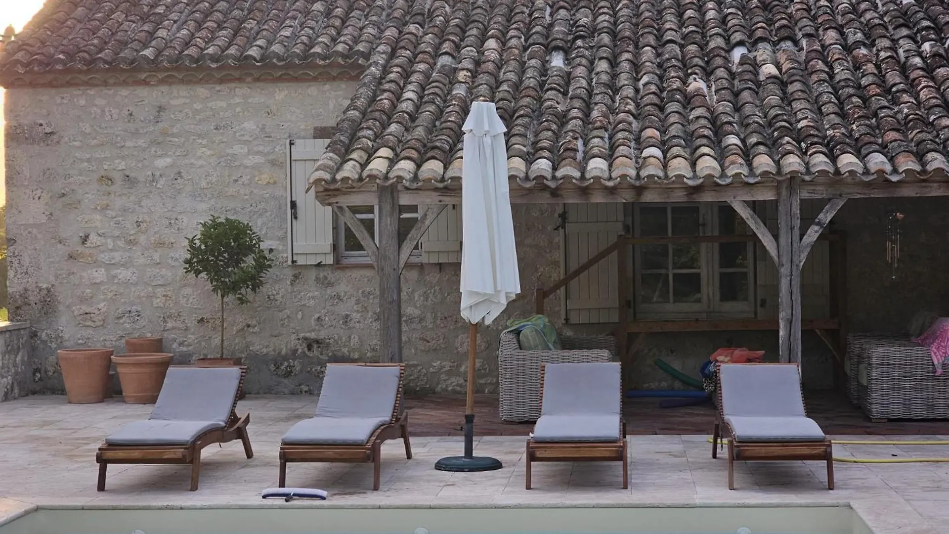 Auberge De Matau Touffailles